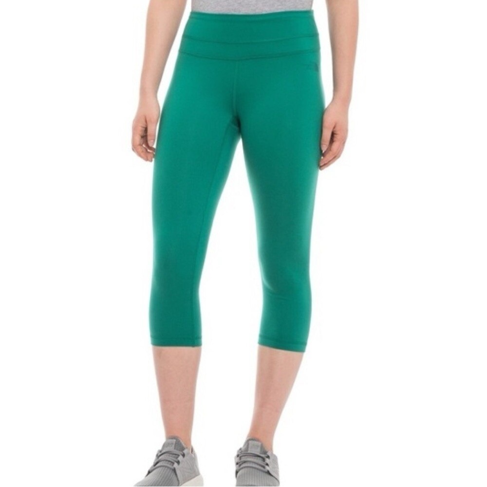 The North Face Hatha Capri Leggings in green size small ❤️